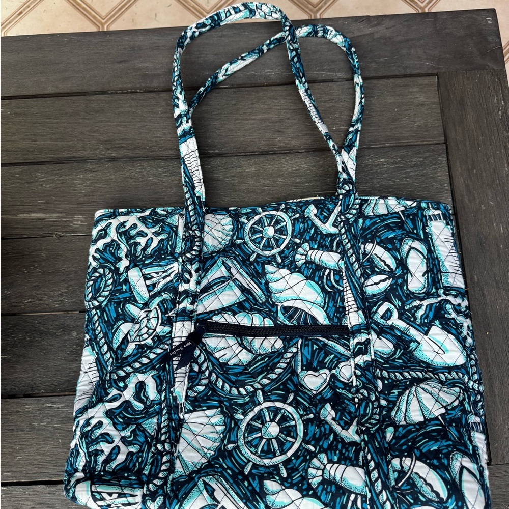 Vera Bradley Large Tote - Shore Enough pattern